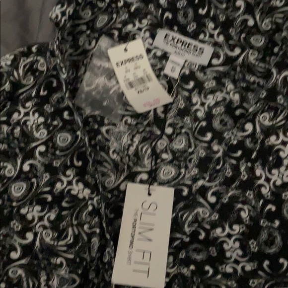 Extra small paisley portofino shirt from express - Picture 2 of 2